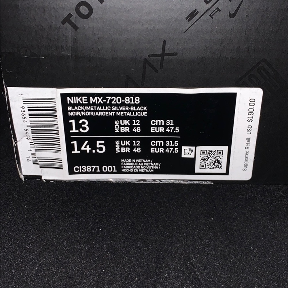 Nike Air MX-720-818 running shoe